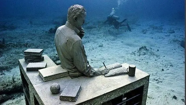 Diving Lesson 1 Tank + 2 Tanks Dive At Underwater Museum — 3