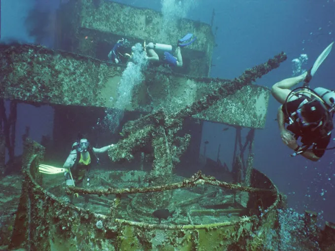 Certified Diving in Cancun — 2