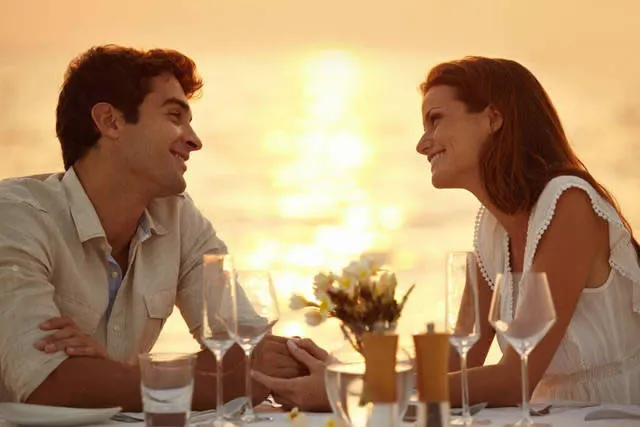 Romantic Sunset & Dinner , Luxury Yacht — 4