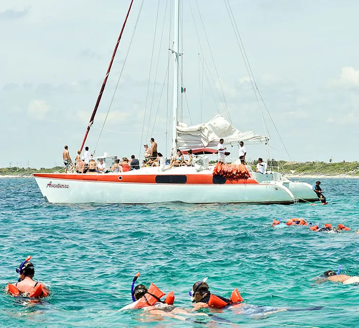 Aventuras Catamaran 48 (For 40 People) — 5