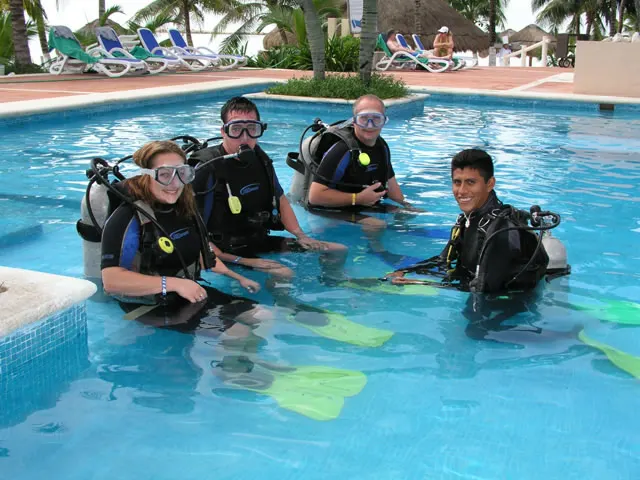 Diving Lesson and Diving in a Reef
