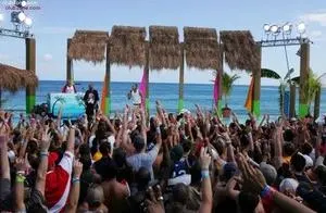 Mandala Beach Pool Party on Tuesdays — 3