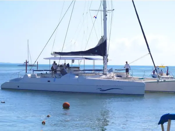 Catamaran 75´ (For 100 People) — 4