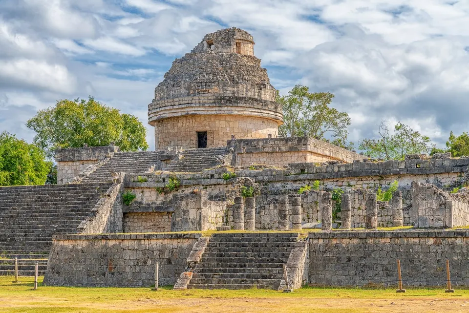 Chichen Itza - Cenote Xcajum & Izamal — 2