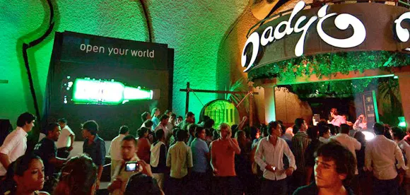 Daddy'o Disco Friday and Saturday with Open Bar