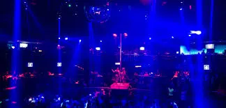 Daddy'o Disco Friday and Saturday with Open Bar — 4