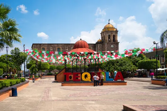 Mexico: Mariachis, Tequila, and Acapulco (9 Days)
