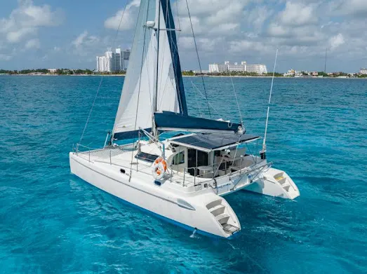 Isla Mujeres Private Catamaran (1 to 20 Pax) — 2