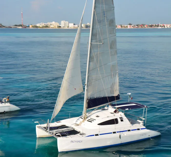 Pch Deluxe Catamaran, 40 (For 30 People) — 3