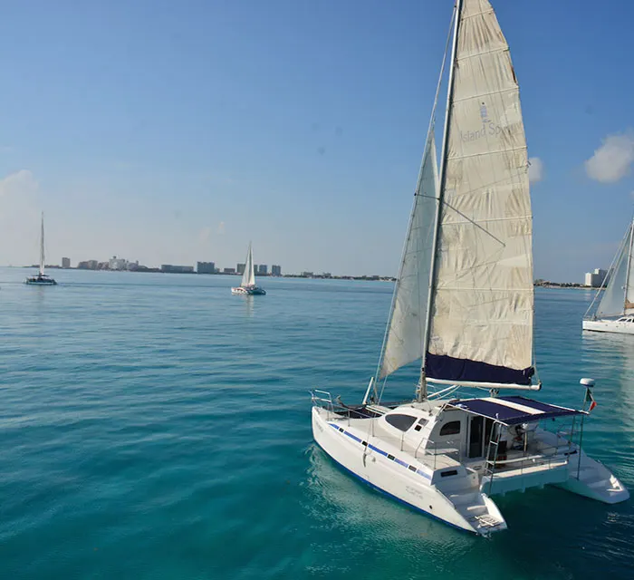 Pch Deluxe Catamaran, 40 (For 30 People) — 5