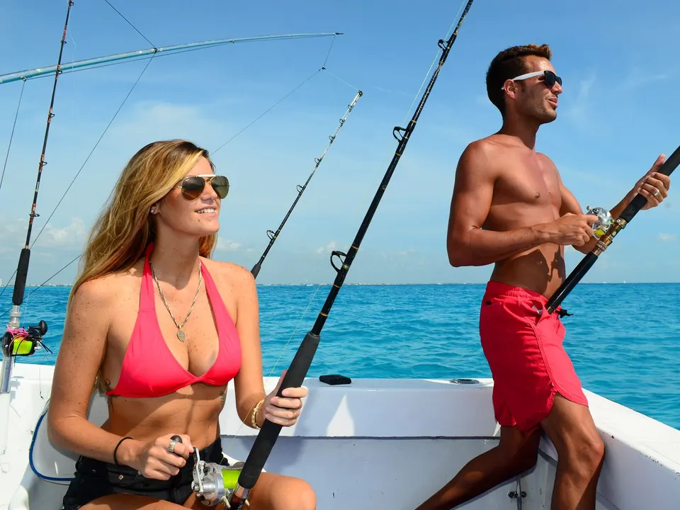 4 Hours Private Deep Sea Fishing (6 People) — 4