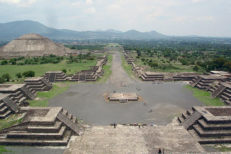 Teotihuacán and Guadalupe Shrine — 4