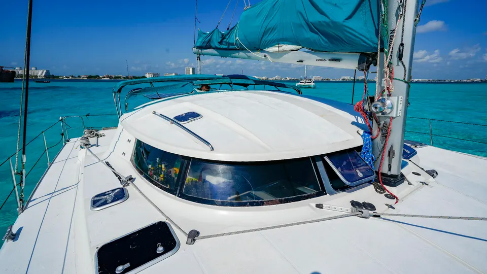 Isla Mujeres Private Catamaran (1 to 30 Pax) — 2