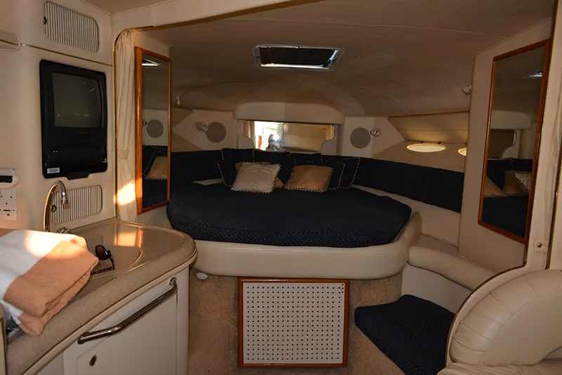 Padrino - Searay 35 Feet (For 6 People) — 2