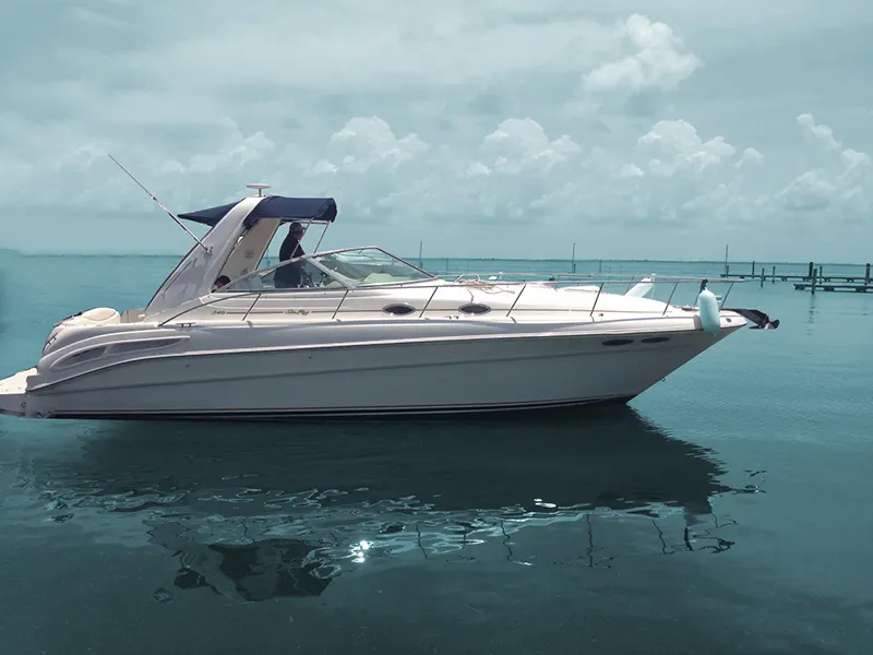 Padrino - Searay 35 Feet (For 6 People)