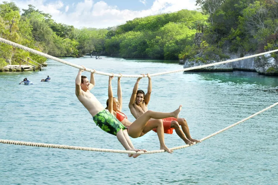 Tulum and Xel-Ha Tour ALL Inclusive — 5
